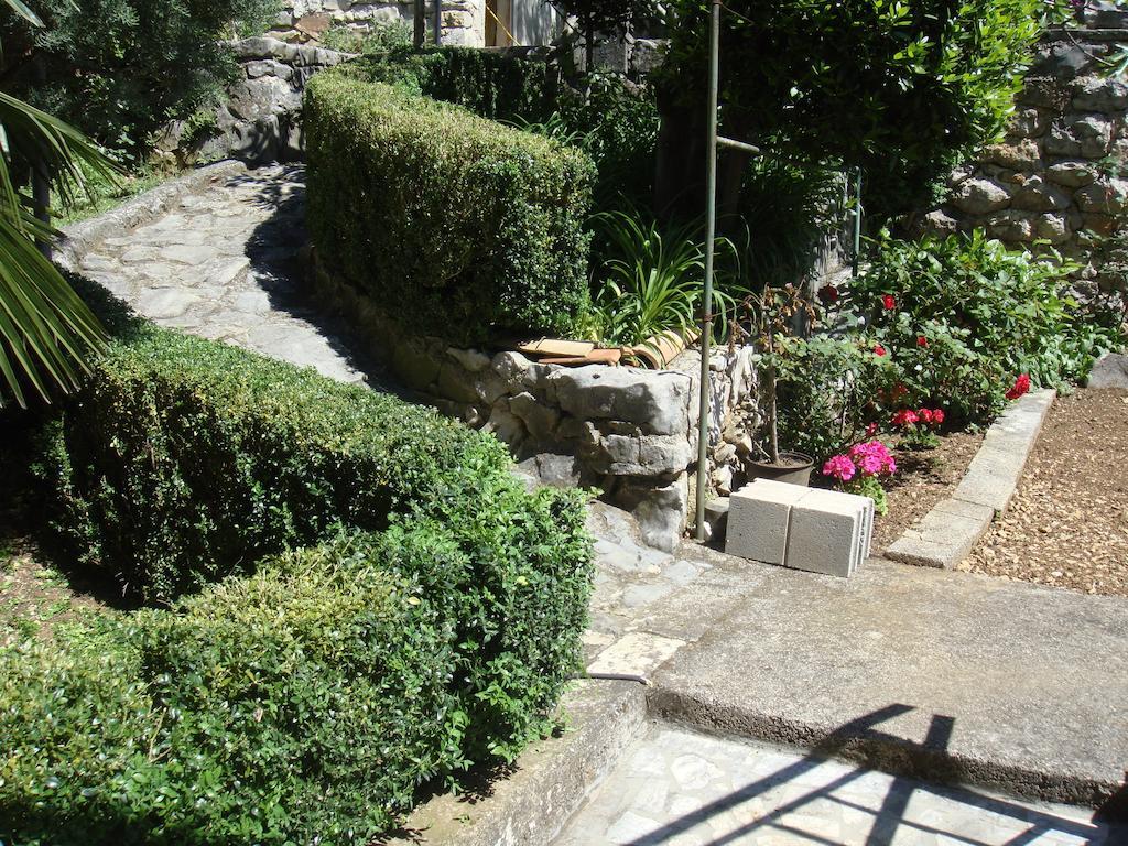 Apartment Nataly 드라말리 외부 사진